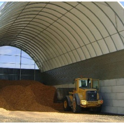 Túnel de 10x20x5m de alto sobre murete de hormigón